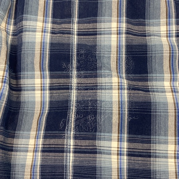 Wrangler Blue Plaid Button Down Shirt- Size Medium - Picture 11 of 15